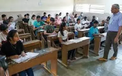 पेपर लीक दोषियों को दस साल की कैद और एक करोड़ जुर्माने वाला बिल पेश
