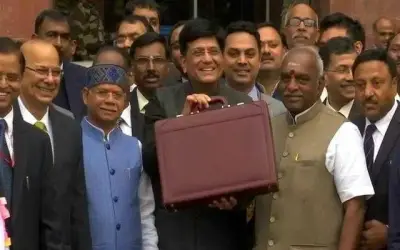 पांच लाख तक की आय पर अब कोई टैक्स नहीं