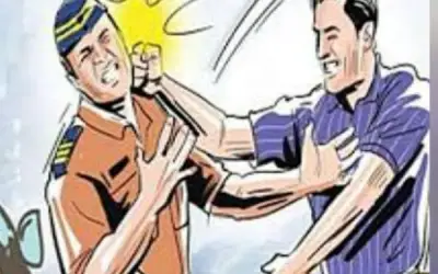 जीजा साली को लूटनेवाली पुलिस की जमकर पिटाई