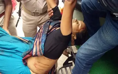 पुलिसकर्मी ने बीवी, साले और सास को गोली मारी, सास की मौत