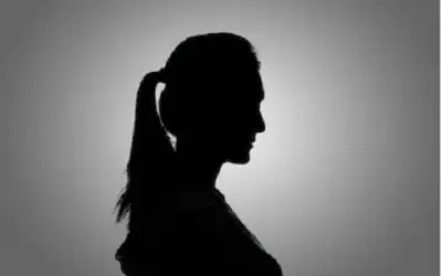 प्रेमी से शादी की जिद लेकर तीन बच्चों की मां जहर खाकर पुलिस स्टेशन पहुंची