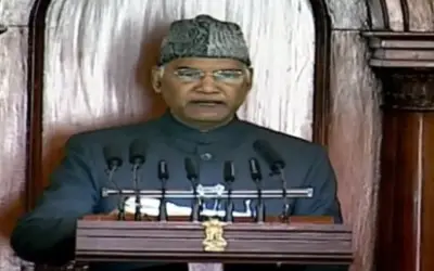 राष्ट्रपति के अभिभाषण में लाल किले और किसानों की बात