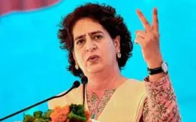 कांग्रेस भ्रष्टाचार मिटाने और संविधान बचाने की लड़ाई लड़ रही है : प्रियंका वाड्रा