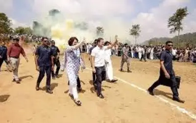 वायनाड से राहुल गांधी ने भरा अपना नामांकन