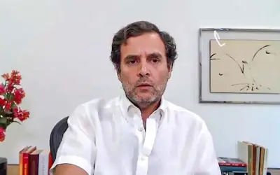 आपदा में भी कमाई कर रही है सरकार : राहुल