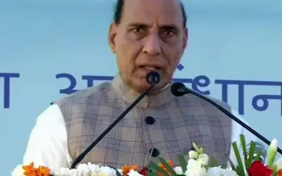 आर्टिकल 370 संविधान में था कैंसर और नासूर - रक्षामंत्री राजनाथ सिंह