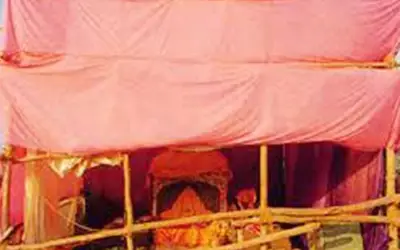 अयोध्या में मस्जिद निर्माण की बात पर विवाद