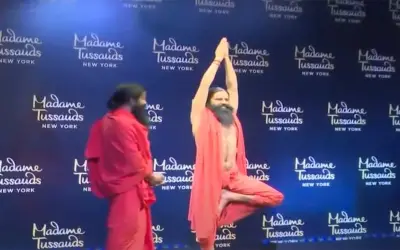 मैडम तुसाद संग्रहालय में हुई बाबा रामदेव की एंट्री