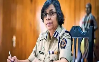 फोन टैपिंग मामले में आईपीएस अधिकारी रश्मि शुक्ला को मिली बड़ी राहत, बॉम्बे हाई कोर्ट ने एफआईआर किये रद्द