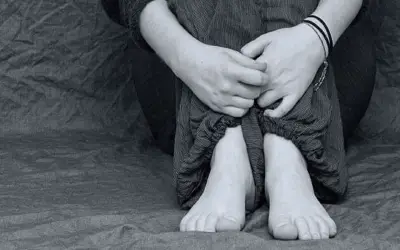 शादी के नाम पर लड़की से बॉयफ्रेंड और पिता ने किया रेप