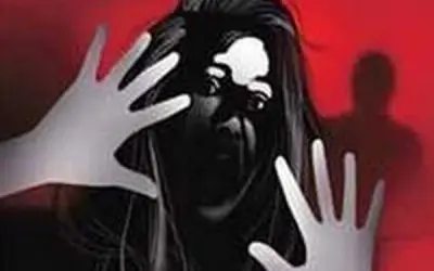 नाबालिग पड़ोसी ने किया महिला के साथ दुष्कर्म