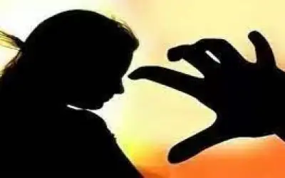 नवविवाहिता से दुष्कर्म करने का आरोप पुलिसकर्मी पर लगा