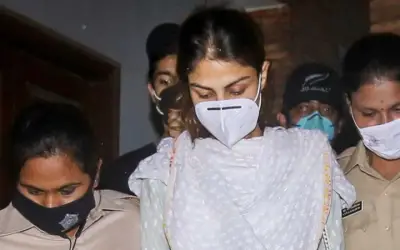 तीसरे दिन भी सीबीआई के सवालों के सामने होंगी रिया चक्रवर्ती