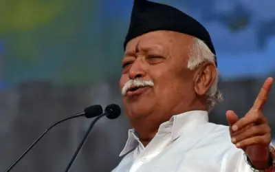 आरएसएस दिवस पर भागवत ने की मोदी सरकार की तारीफ़