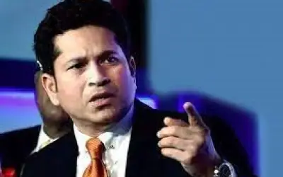 फेक विज्ञापन में अपनी तस्वीर और नाम के इतेमाल से हैरान सचिन ने मामला दर्ज करवाया