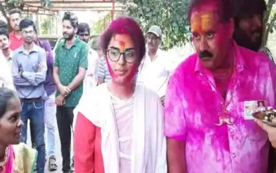 ऑनलाइन डॉक्टरी की पढ़ाई पूरी करना चाहती है सरपंच यशोधरा शिंदे