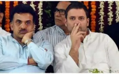 कांग्रेसियों ने बनाई निरुपम के ख़िलाफ़ फ़ौज