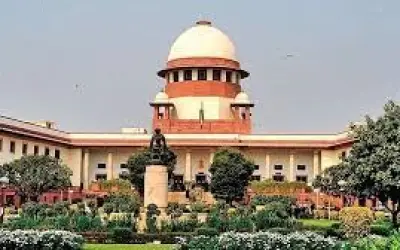 ईडब्ल्यूएस के लोगों के लिए दस फीसदी आरक्षण बरकरार : सुप्रीम कोर्ट