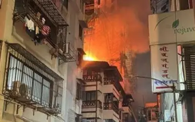 दक्षिण मुंबई में आग से हड़कंप, दो लोगों की दर्दनाक मौत