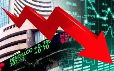 आज 300 अंक से ज्यादा लुढ़का सेंसेक्स