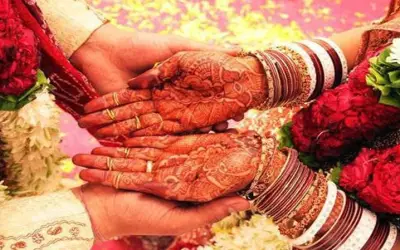 शादी के दौरान दूल्हे को आया पुरोहित पर गुस्सा तो कर दी पिटाई