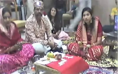 दूल्हे के माता पिता को कोरोना हुआ तो ऑनलाइन करवाई शादी