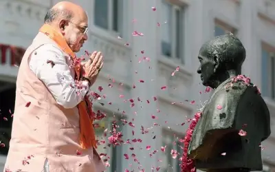 सेना के सभी मुख्यालयों में लगाएं सरदार पटेल की तस्वीर : अमित शाह