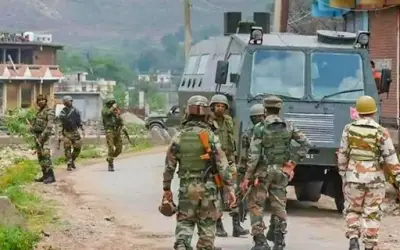 आतंकी मुठभेड़ में दो अधिकारियों सहित 5 जवान शहीद