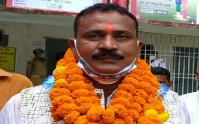 बिहार में चुनाव प्रचार में उम्मीदवार समेत तीन की हत्या