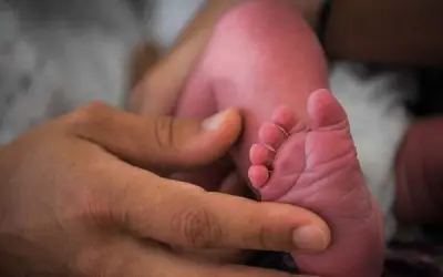 तीन प्राइवेट पार्ट वाले अनोखे शिशु का जन्म
