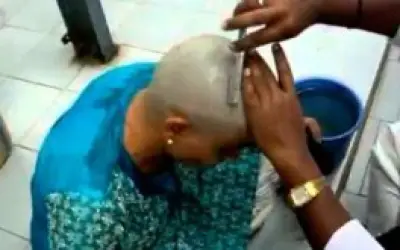प्रेम विवाह के बाद लड़की के मुंडवाए बाल