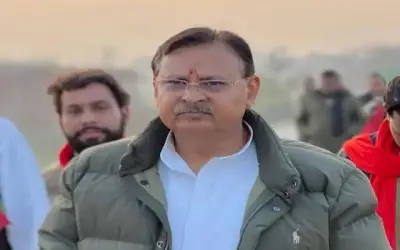 एक हजार करोड़ के बैंक लोन घोटाले में सपा नेता विनय तिवारी के ठिकानों पर ईडी की रेड