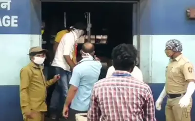16 मज़दूरों की मौत के बाद शवों को पहुंचाने के लिए स्पेशल ट्रेन की व्यवस्था