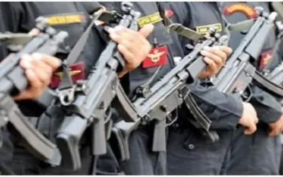 शिंदे सरकार ने हटाई 25 नेताओं की सुरक्षा