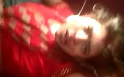 दहेज के लिए ससुरालवालों ने बहू को तेज़ाब पिलाया
