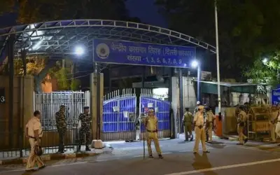 तिहाड़ जेल में एक मुजरिम और विचाराधीन हाईप्रोफाइल कैदी की मौत