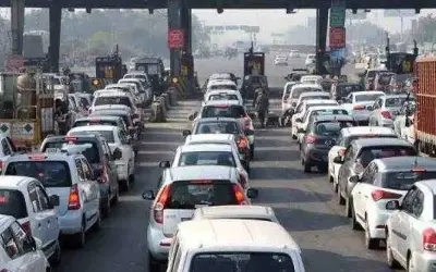 आज रात से टोल टैक्स देना भी होगा महंगा