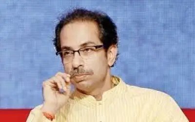 शिवसेना ने कोरोना को लेकर सरकार पर साधा निशाना