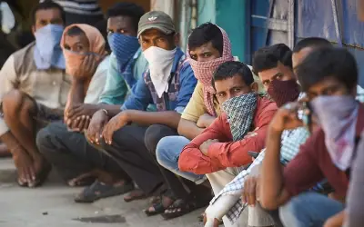 लॉक डाउन का दंश ; आठ करोड़ कर्मचारी हुए बेरोजगार, भुखमरी की कगार पर कई परिवार