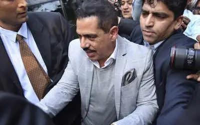 ईडी के चक्रव्यूह में रॉबर्ट वाड्रा