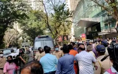 विधानभवन के बाहर बहुजन वंचित आघाड़ी का मोर्चा