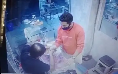 नकली गहने बेचकर ज्वेलर्स को ठगा, आरोपी गिरफ्तार