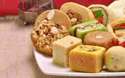 ऑनलाइन मिठाई मांगना महिला को पड़ा महंगा, खाते से गायब हुए दो लाख 40 हजार