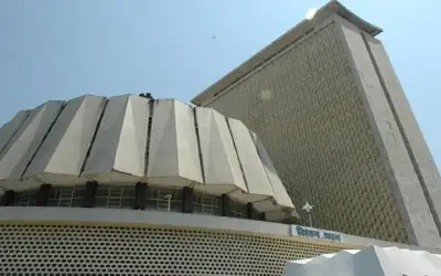 चुनाव जीतने के बाद महाराष्ट्र के आठ विधायकों ने दिया इस्तीफा