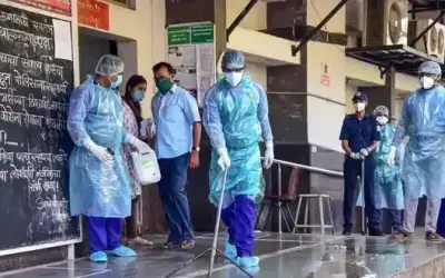 महाराष्ट्र में तेजी से घटने लगा है कोरोना का मामला !
