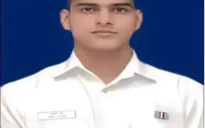 भारतीय नौसेना के नाविक के जहाज से लापता होने की सूचना, तलाशी अभियान जारी
