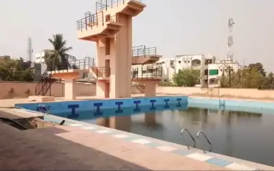 सोलापुर में जलतरण तालाब शुरू करे की मांग