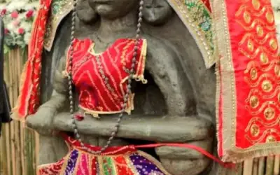 एक सौ आठ साल बाद कनाडा से वापस लौटी मां अन्नपूर्णा की प्रतिमा