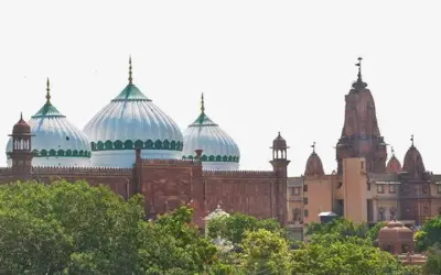 ज्ञानवापी मस्जिद के बाद अब मथुरा के शाही ईदगाह के विवादित ढांचे को लेकर कोर्ट में याचिका