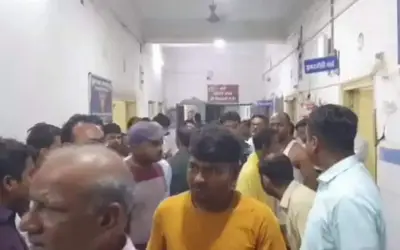 छठ का प्रसाद बनाते समय गैस सिलेंडर फटने से 30 लोग झुलसे